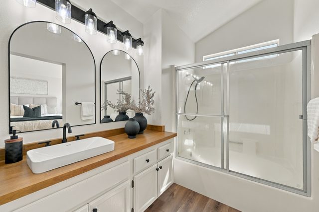 Interior photo